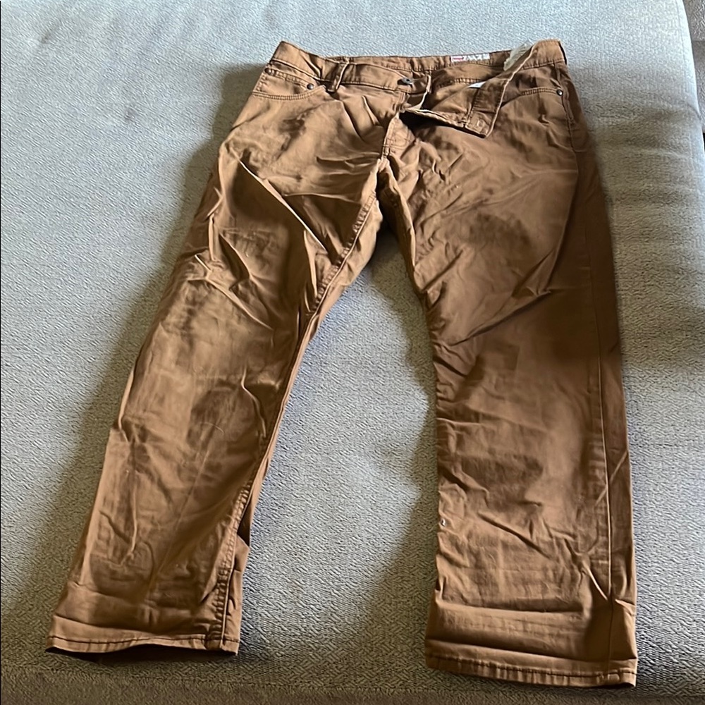 Men's wrangler 36x30 Brown Pants